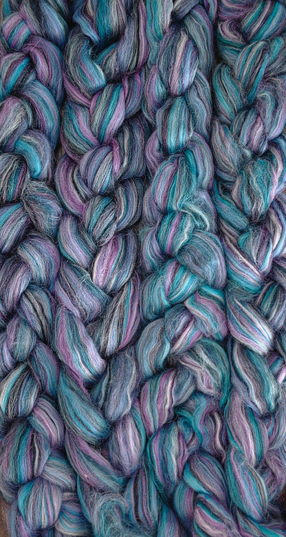 Yorkshire Dales BFL Wool 6 Ounce Braid Blue Faced Leicester Wool Fiber for Spinning or Felting